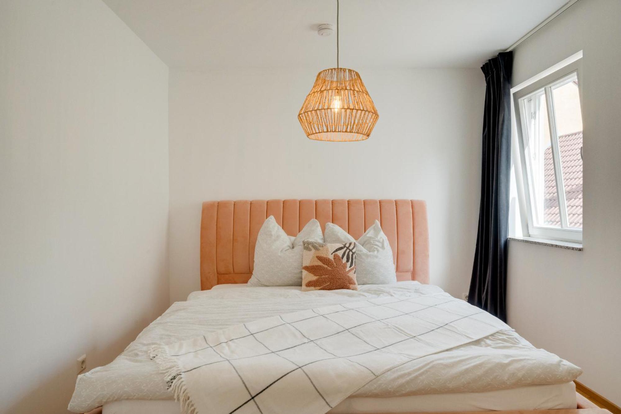 Altstadt Apartment 2 Zimmer Am Weibermarkt Reutlingen Dış mekan fotoğraf
